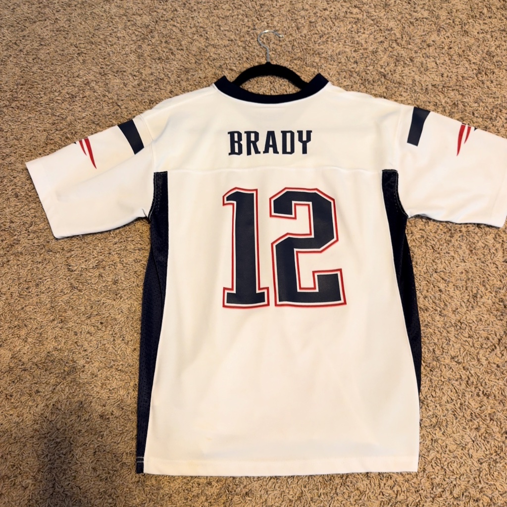 Tom Brady Patriots jersey